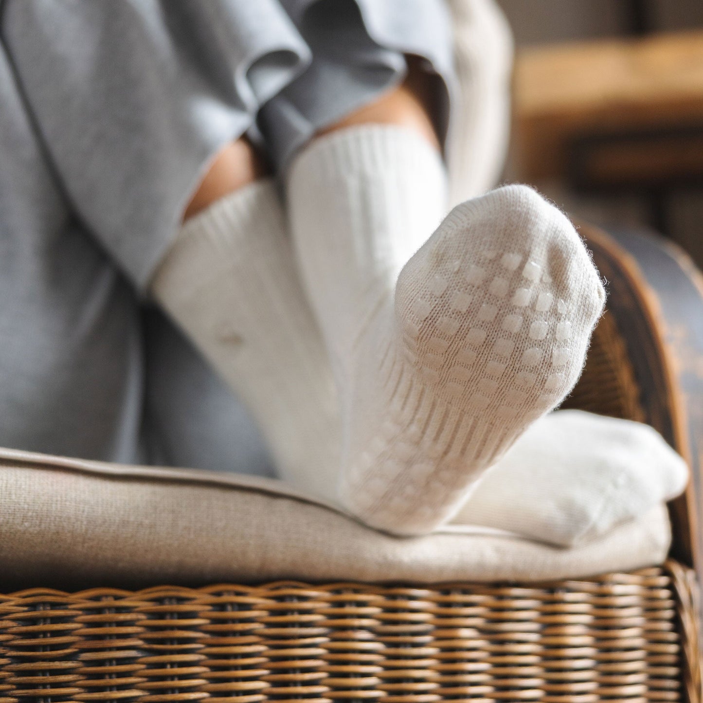 Serene Socks- Adult Merino Wool Non-Slip Socks- Cream- 1 pair