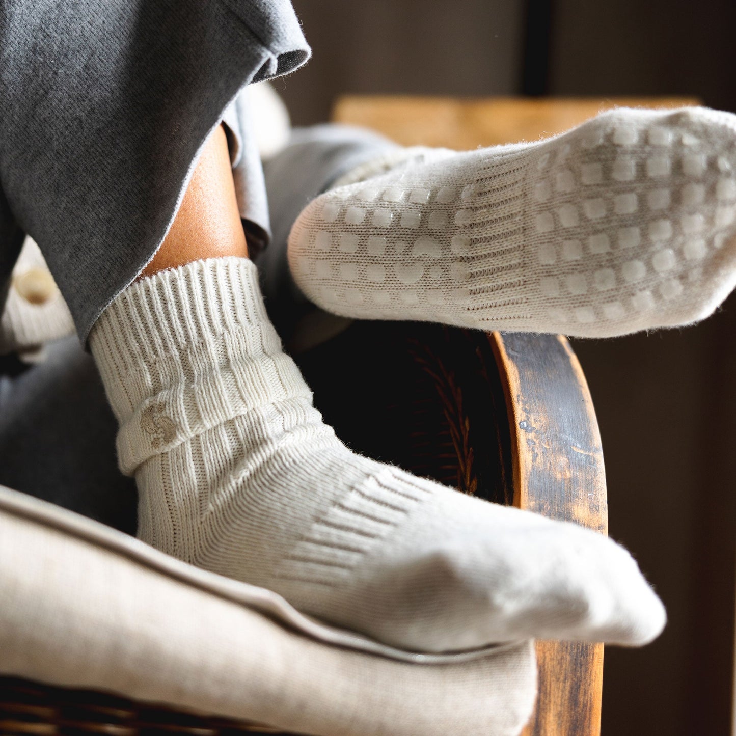 Serene Socks- Adult Merino Wool Non-Slip Socks- Cream- 1 pair