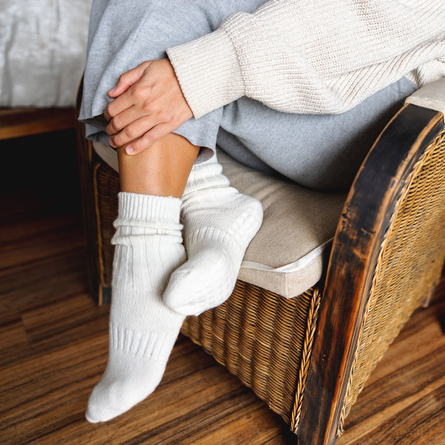 Serene Socks- Adult Merino Wool Non-Slip Socks- Cream- 1 pair