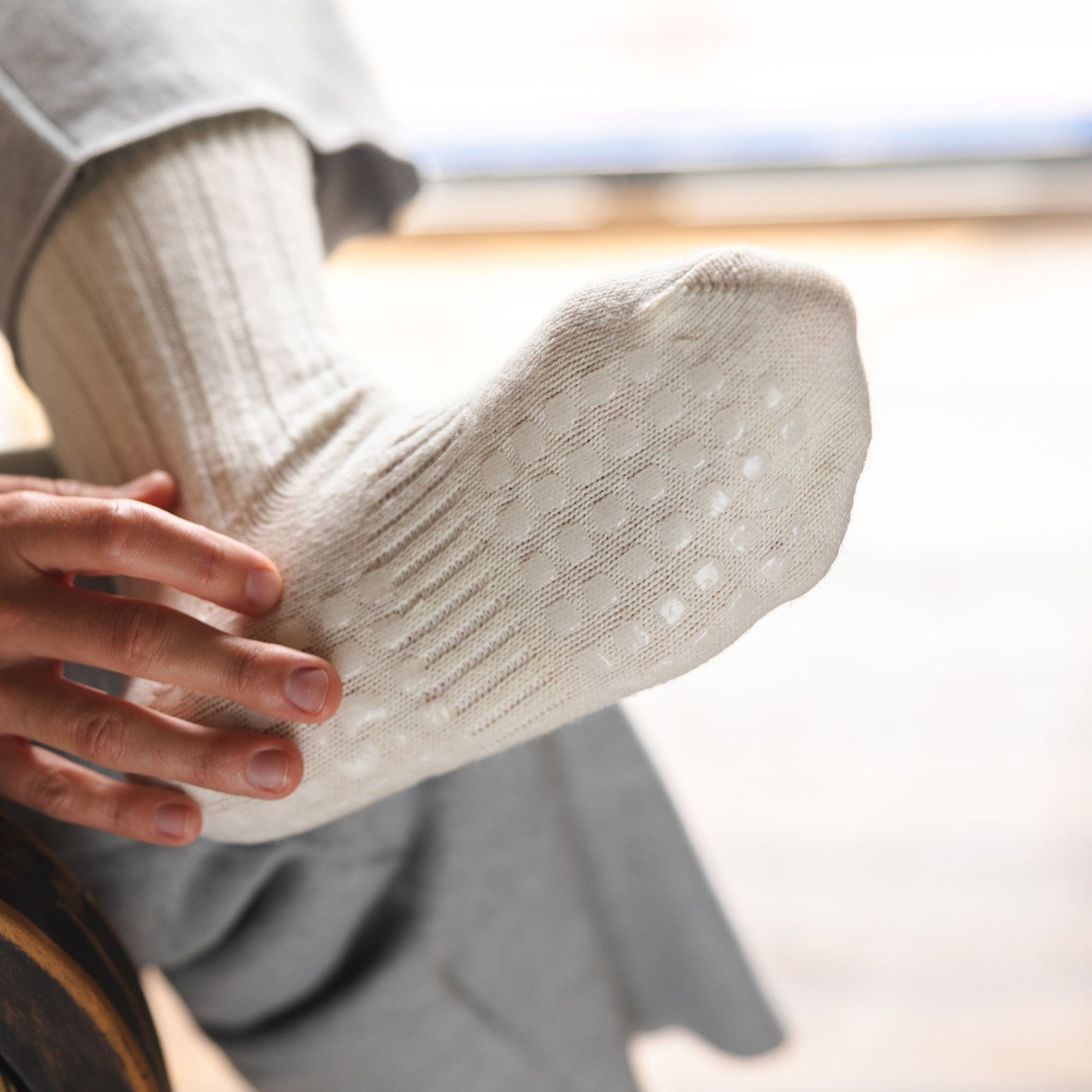 Serene Socks- Adult Merino Wool Non-Slip Socks- Cream- 1 pair